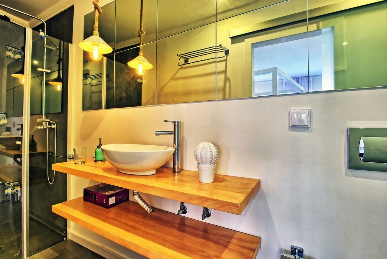 Localtraveling Cathedral & Castle - Family Apartments ลิสบอน ภายนอก รูปภาพ